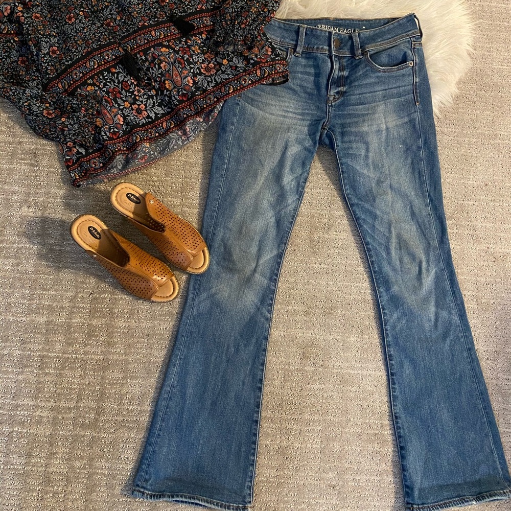 American Eagle boot cut jeans
